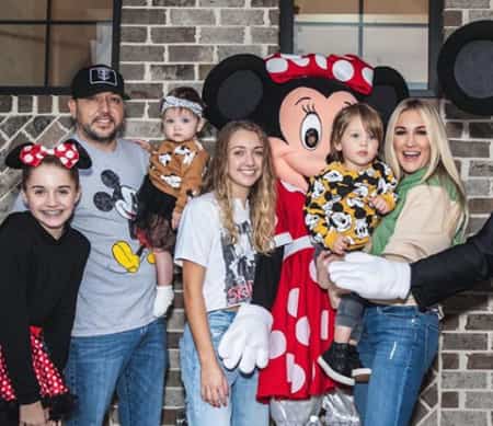 Keeley with her family